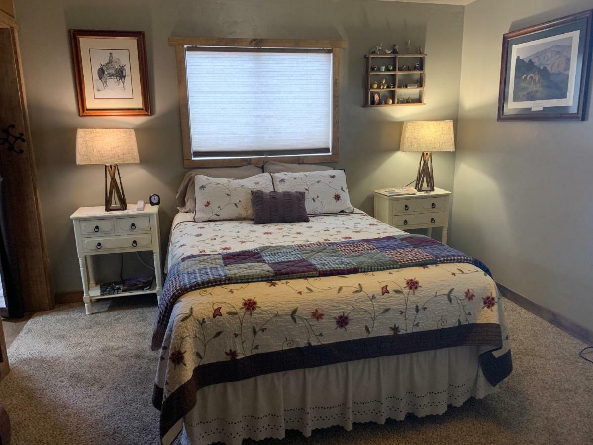 Zion'S Backyard Bed And Breakfast Colorado City ภายนอก รูปภาพ
